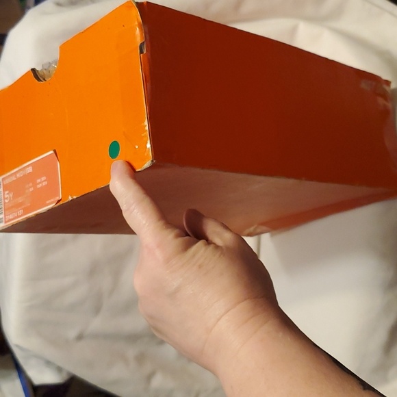 Vandal High(GS) NIKE SHOES W/Original box - Picture 14 of 16